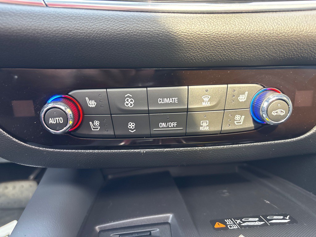 2024 Buick Enclave Image 34
