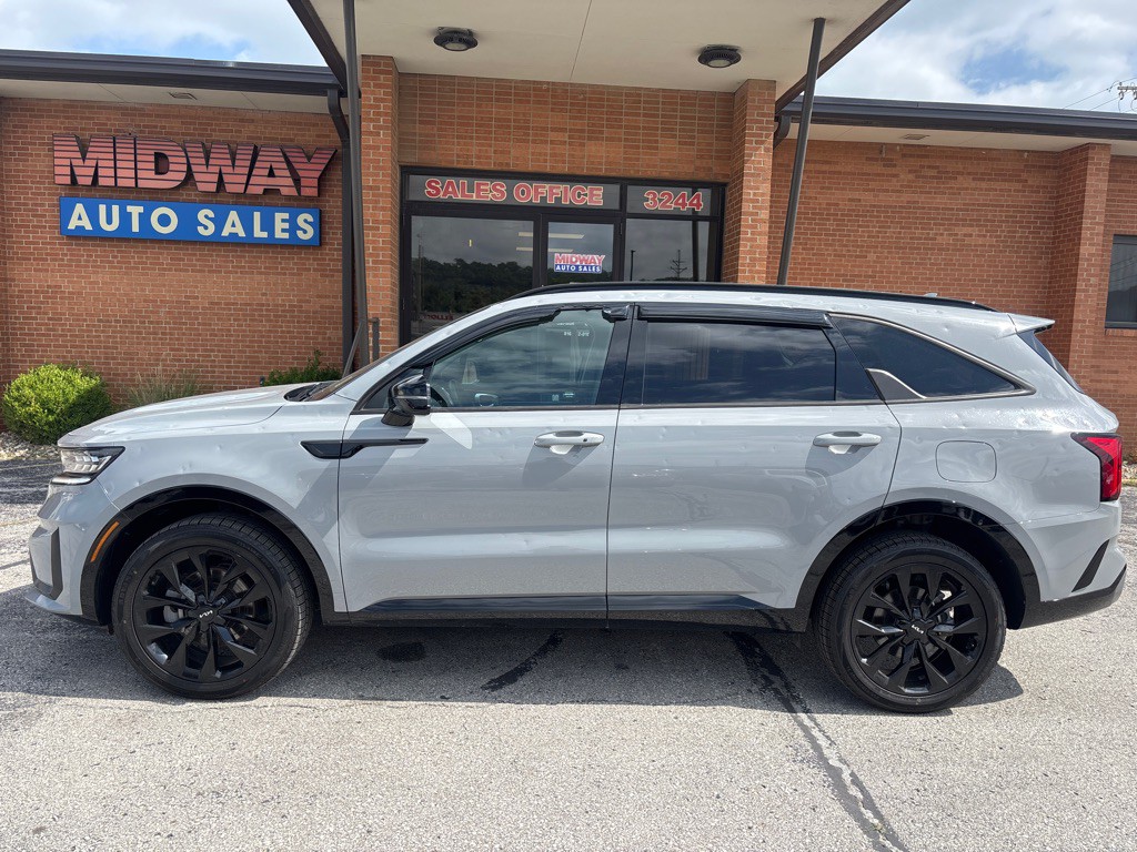 2022 Kia Sorento Image 1