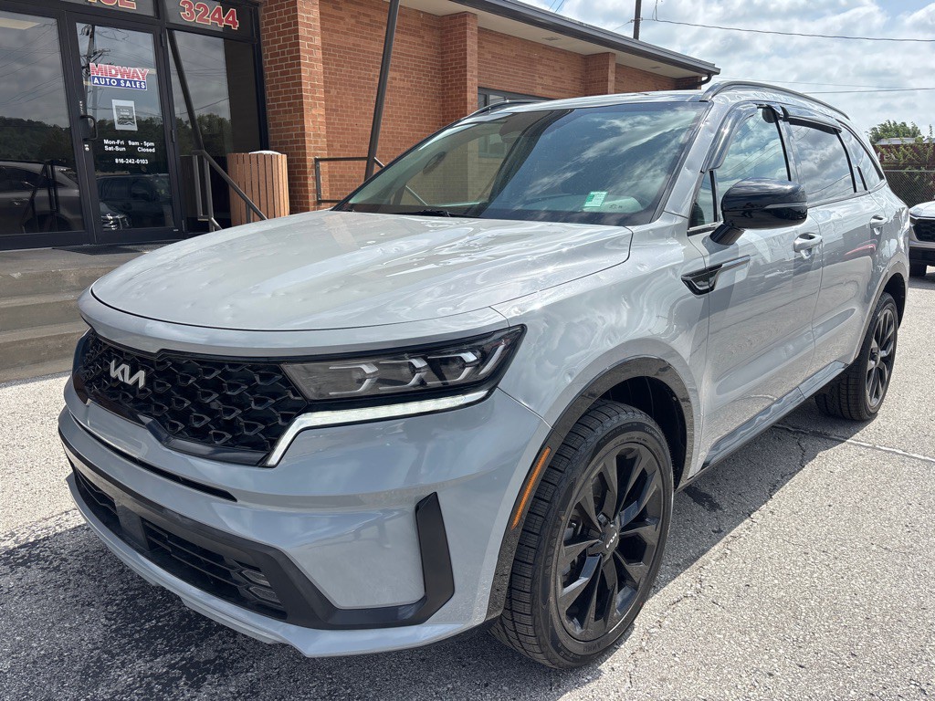 2022 Kia Sorento Image 2