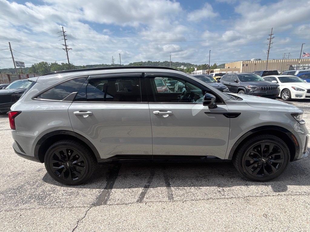2022 Kia Sorento Image 8