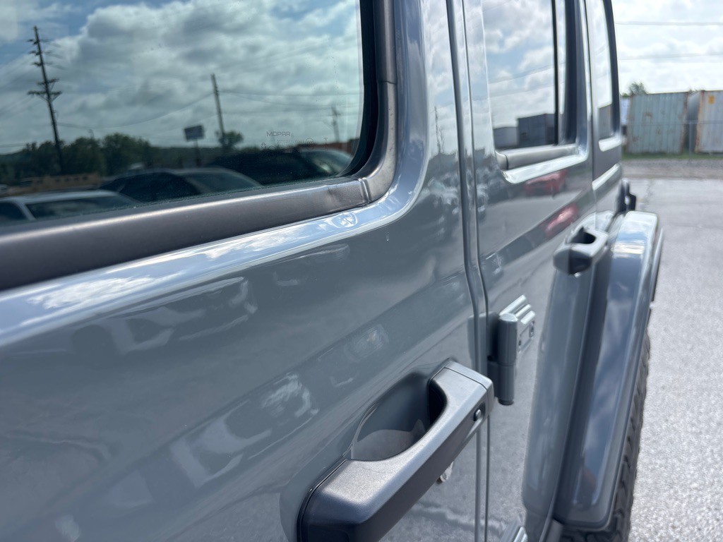 2023 Jeep Wrangler Image 15