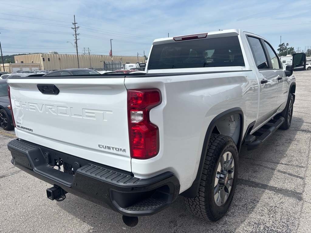 2026 Chevrolet Silverado 1500 Image 14