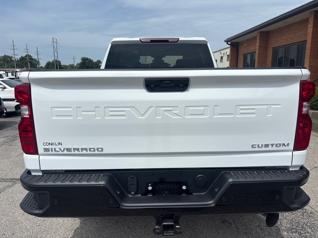 2026 Chevrolet Silverado 1500 Image 18