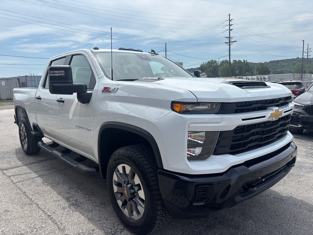 2026 Chevrolet Silverado 1500 Image 4