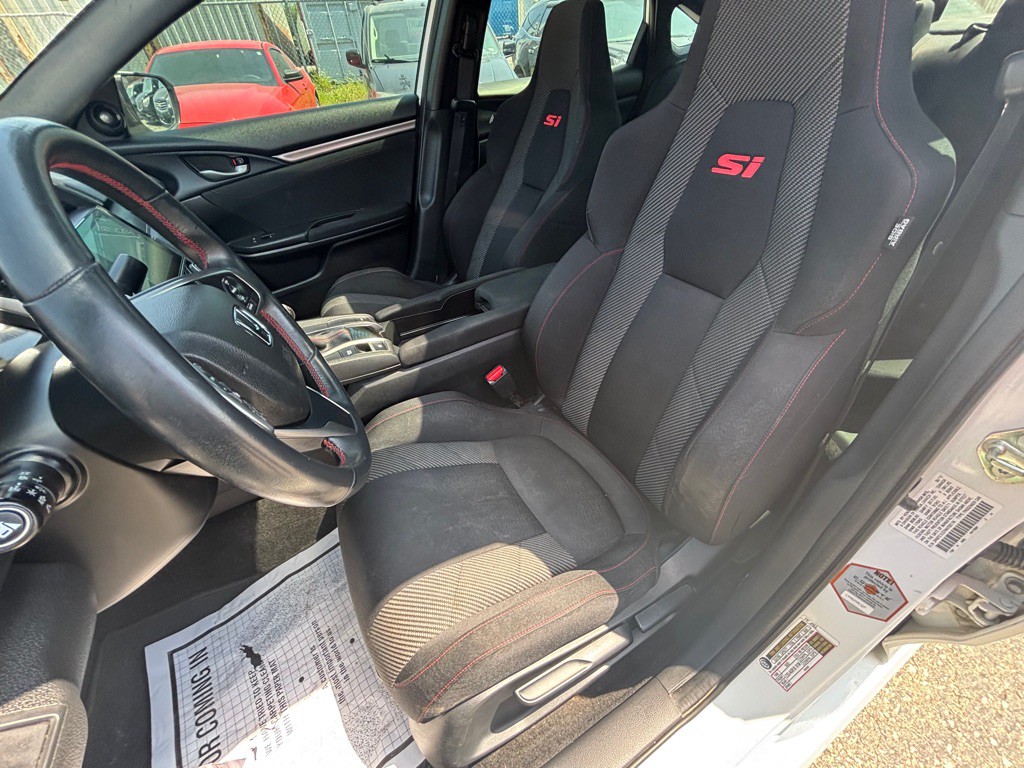 2017 Honda Civic Image 17