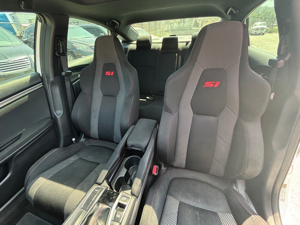 2017 Honda Civic Image 18