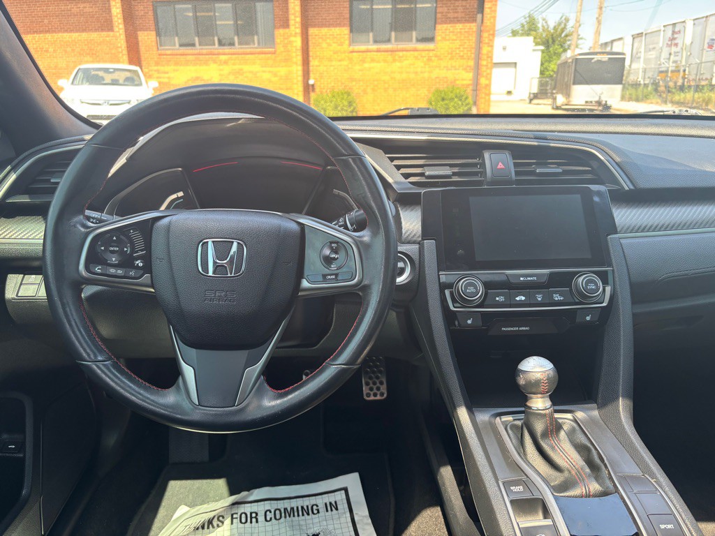 2017 Honda Civic Image 21