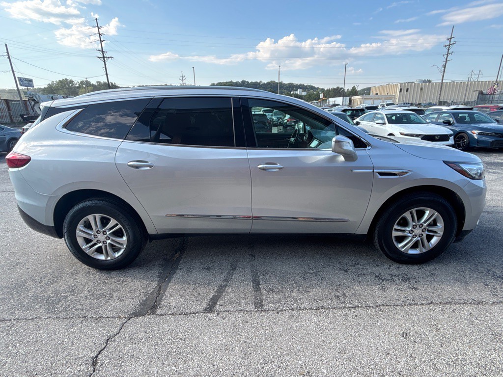 2019 Buick Enclave Image 8