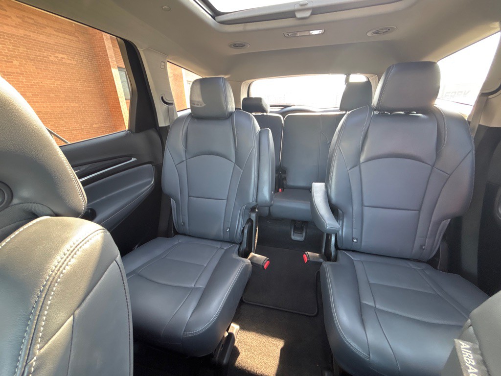 2019 Buick Enclave Image 15
