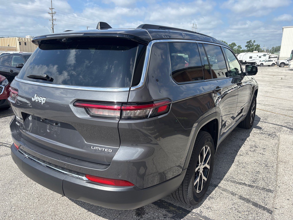 2024 Jeep Grand Cherokee Image 13