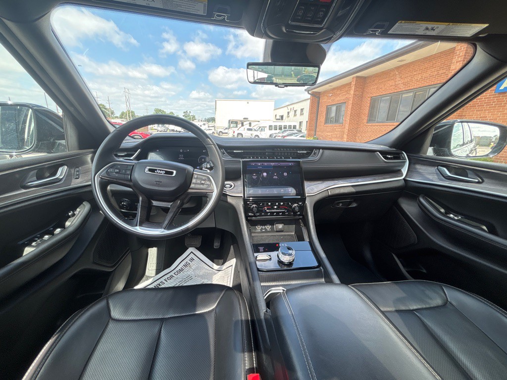2024 Jeep Grand Cherokee Image 25