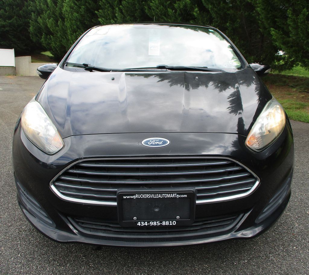 2014 Ford Fiesta Image 2