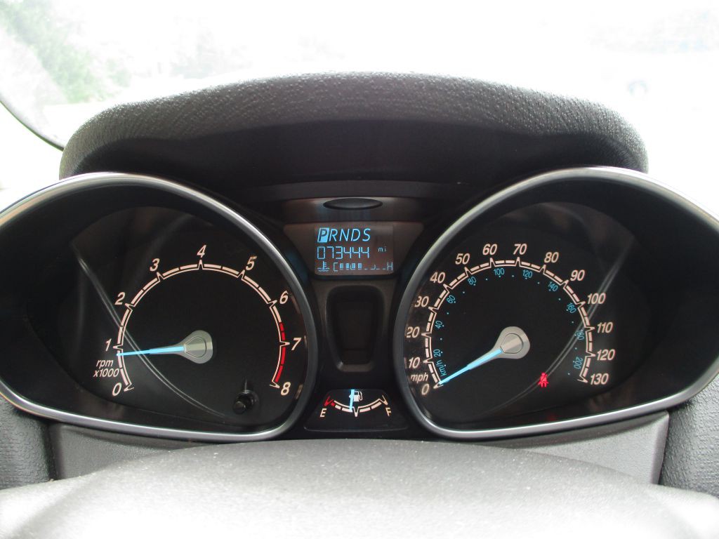 2014 Ford Fiesta Image 29