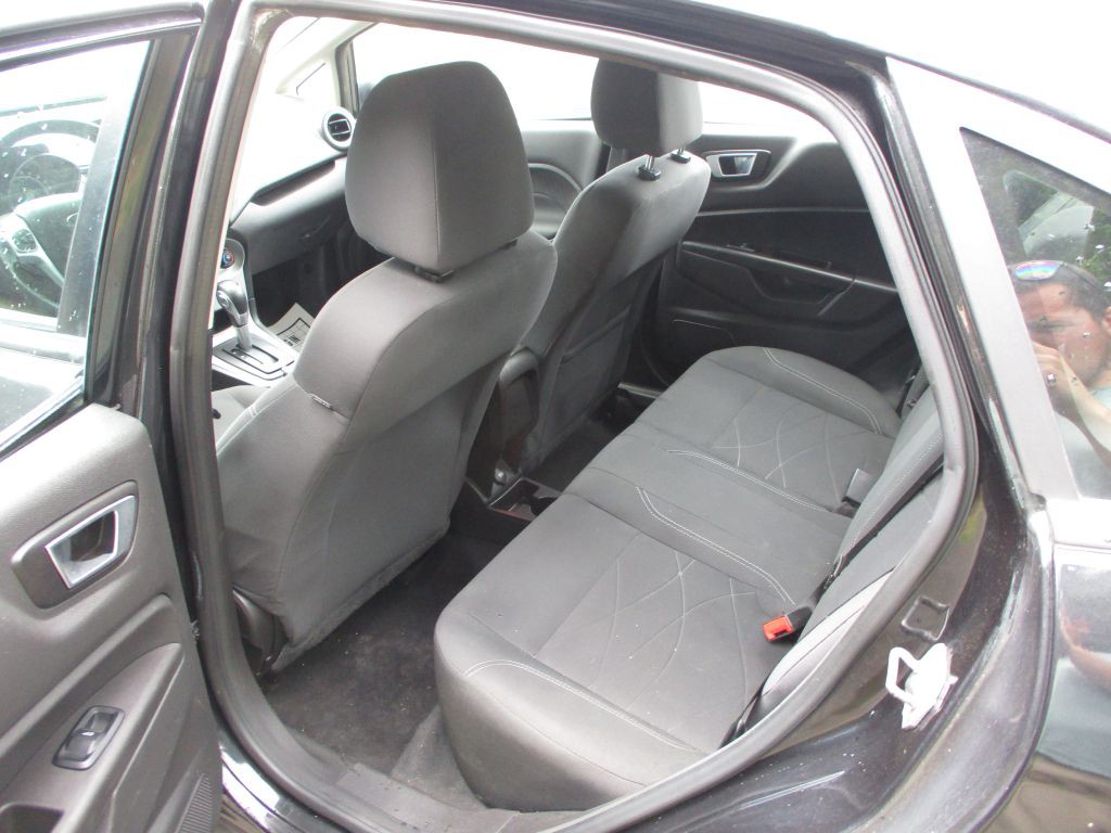 2014 Ford Fiesta Image 49