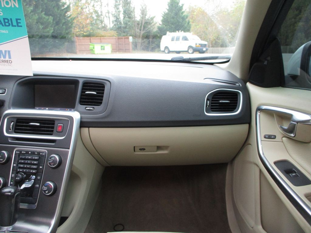 2012 Volvo S60 Image 36