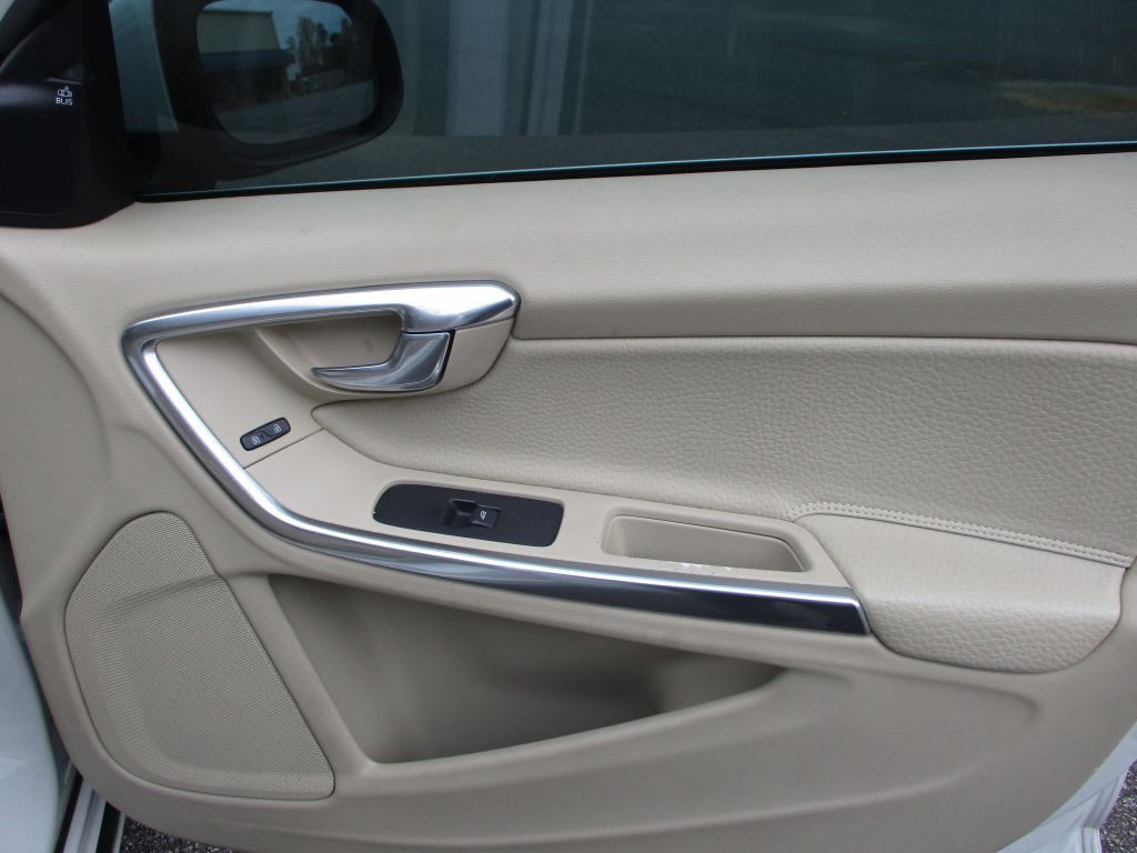 2012 Volvo S60 Image 37