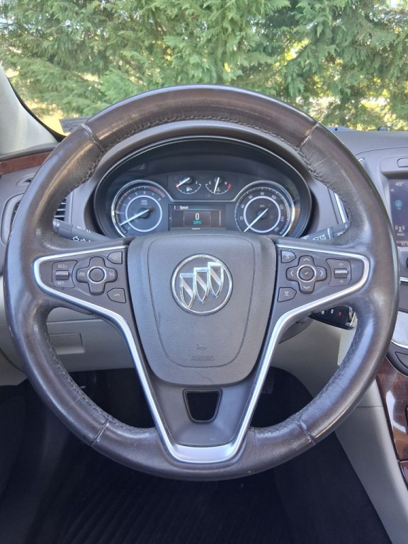 2016 Buick Regal Image 25