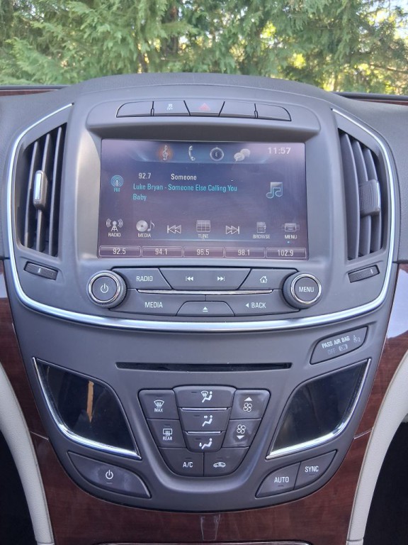 2016 Buick Regal Image 33