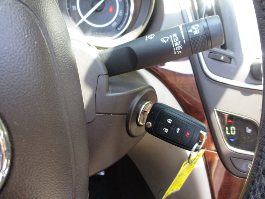 2016 Buick Regal Image 32