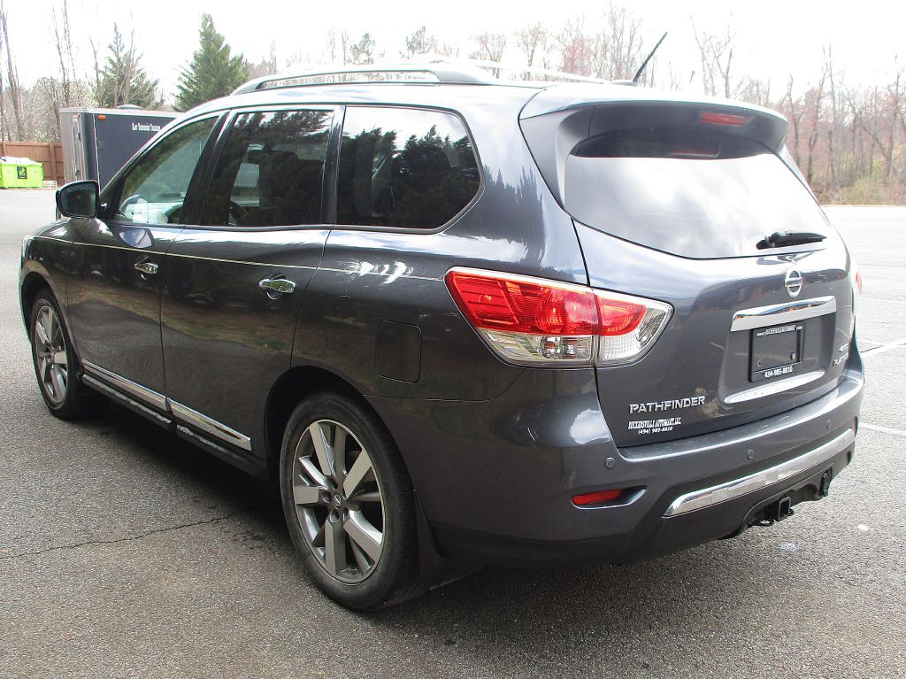 2014 Nissan Pathfinder Image 5
