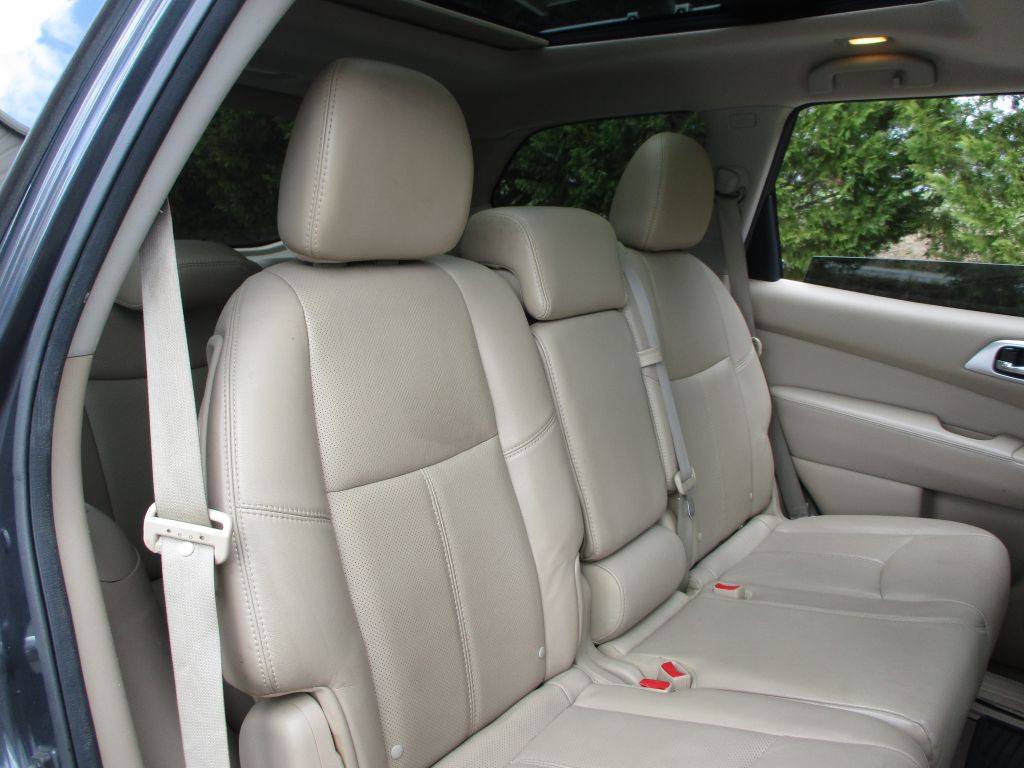 2014 Nissan Pathfinder Image 26