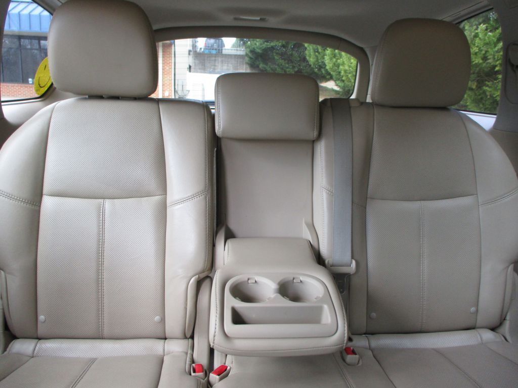 2014 Nissan Pathfinder Image 38