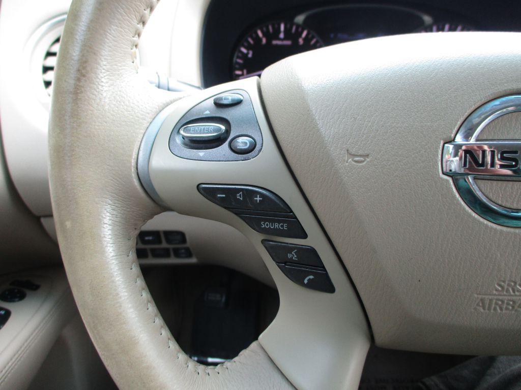 2014 Nissan Pathfinder Image 47