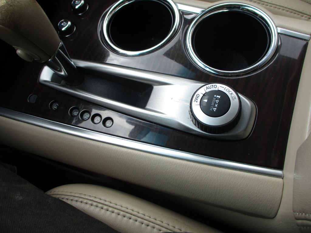 2014 Nissan Pathfinder Image 65