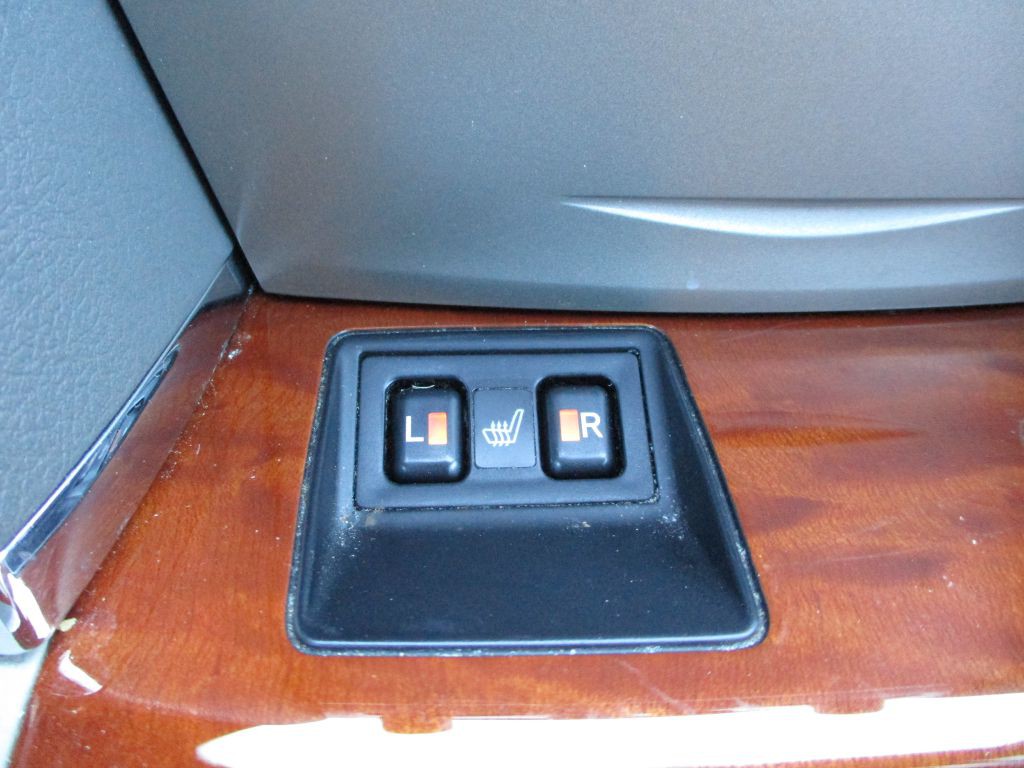 2011 Toyota Camry Image 39