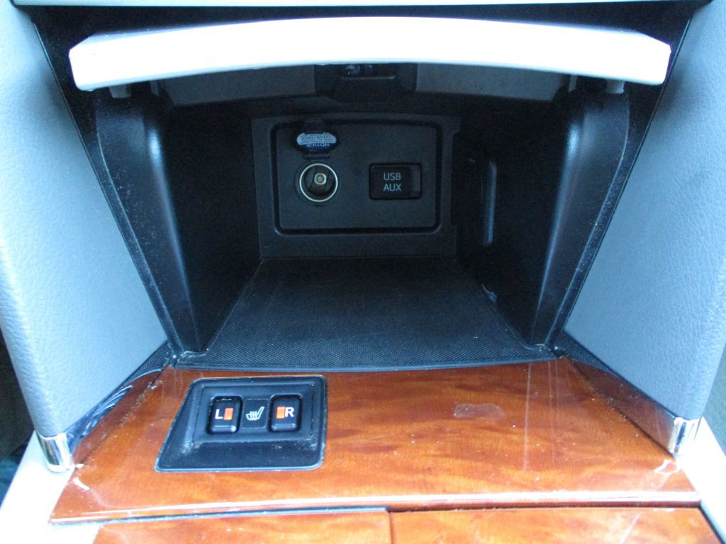 2011 Toyota Camry Image 40