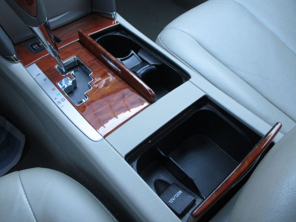2011 Toyota Camry Image 43