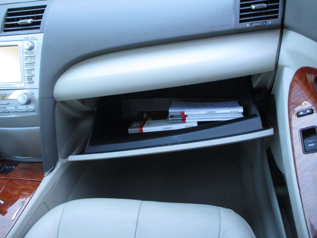2011 Toyota Camry Image 50