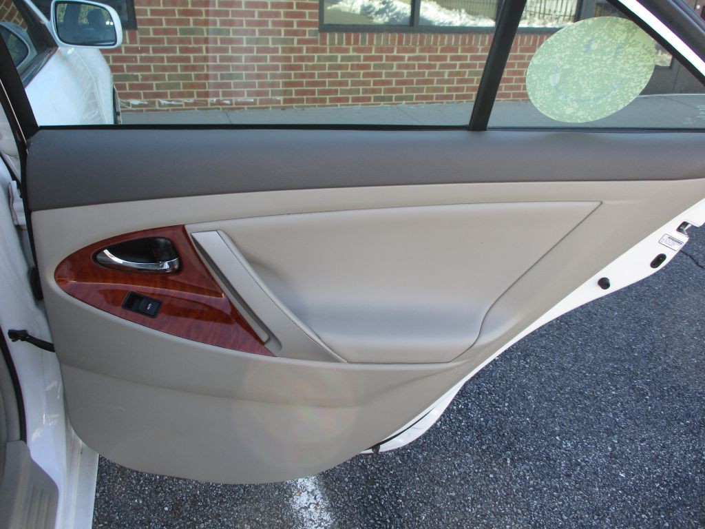 2011 Toyota Camry Image 52