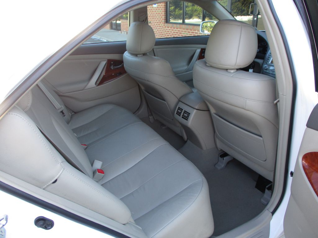 2011 Toyota Camry Image 53