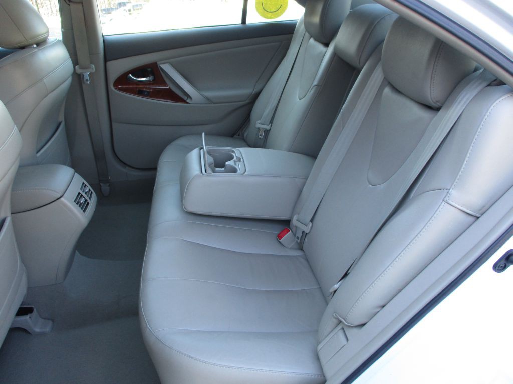 2011 Toyota Camry Image 61