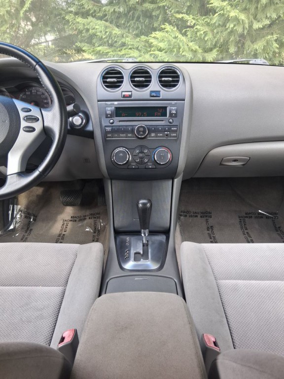 2009 Nissan Altima Image 19