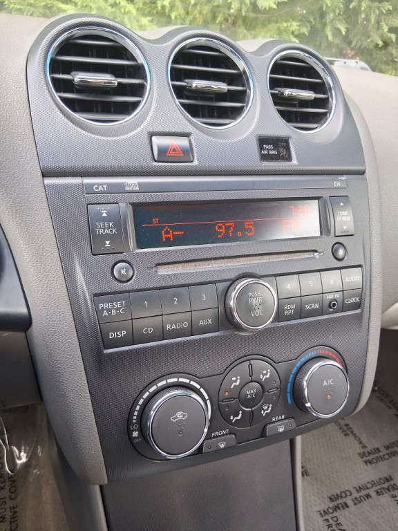 2009 Nissan Altima Image 32