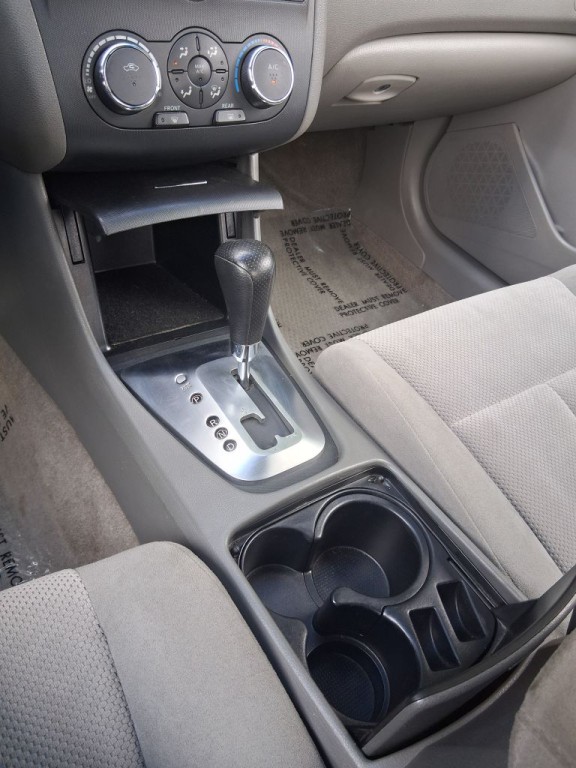 2009 Nissan Altima Image 36