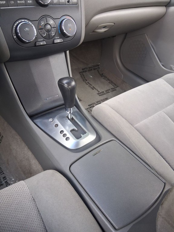 2009 Nissan Altima Image 36