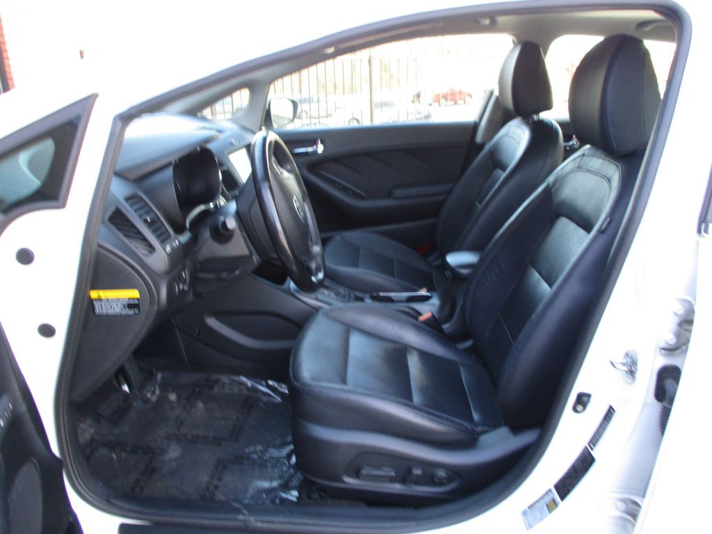 2014 Kia Forte Image 14