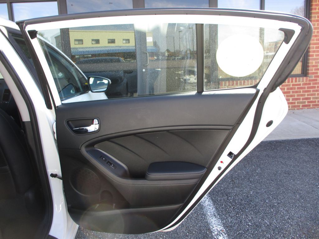 2014 Kia Forte Image 36