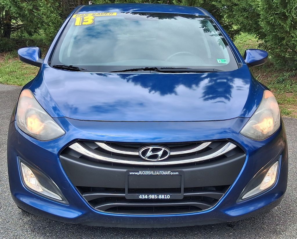 2013 Hyundai Elantra Image 2