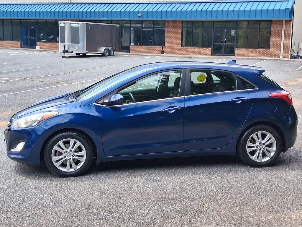 2013 Hyundai Elantra Image 4