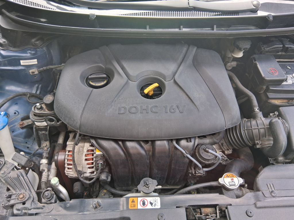 2013 Hyundai Elantra Image 13