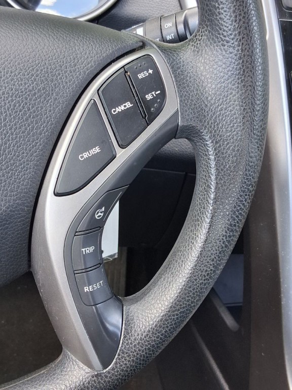 2013 Hyundai Elantra Image 27