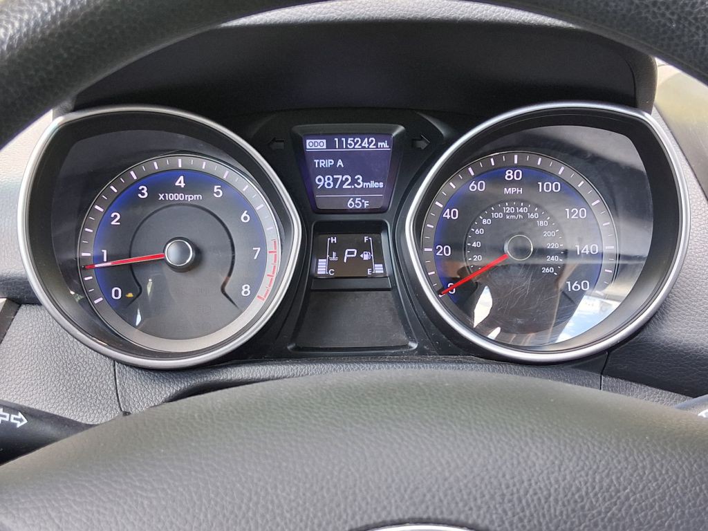 2013 Hyundai Elantra Image 30