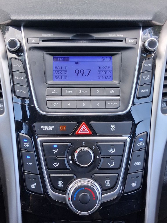 2013 Hyundai Elantra Image 36