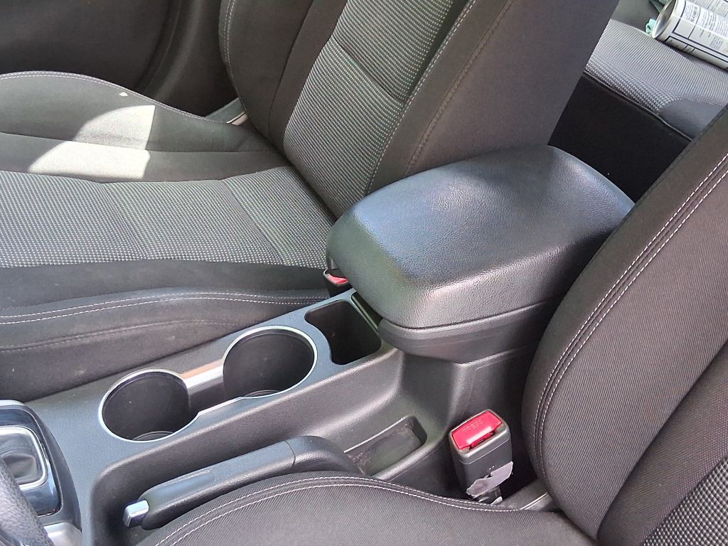 2013 Hyundai Elantra Image 45