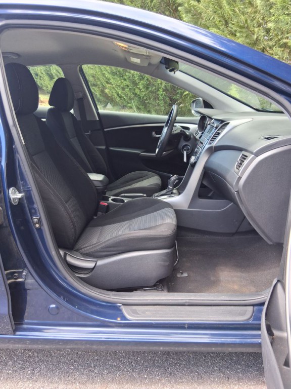 2013 Hyundai Elantra Image 48