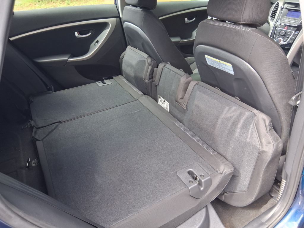 2013 Hyundai Elantra Image 64